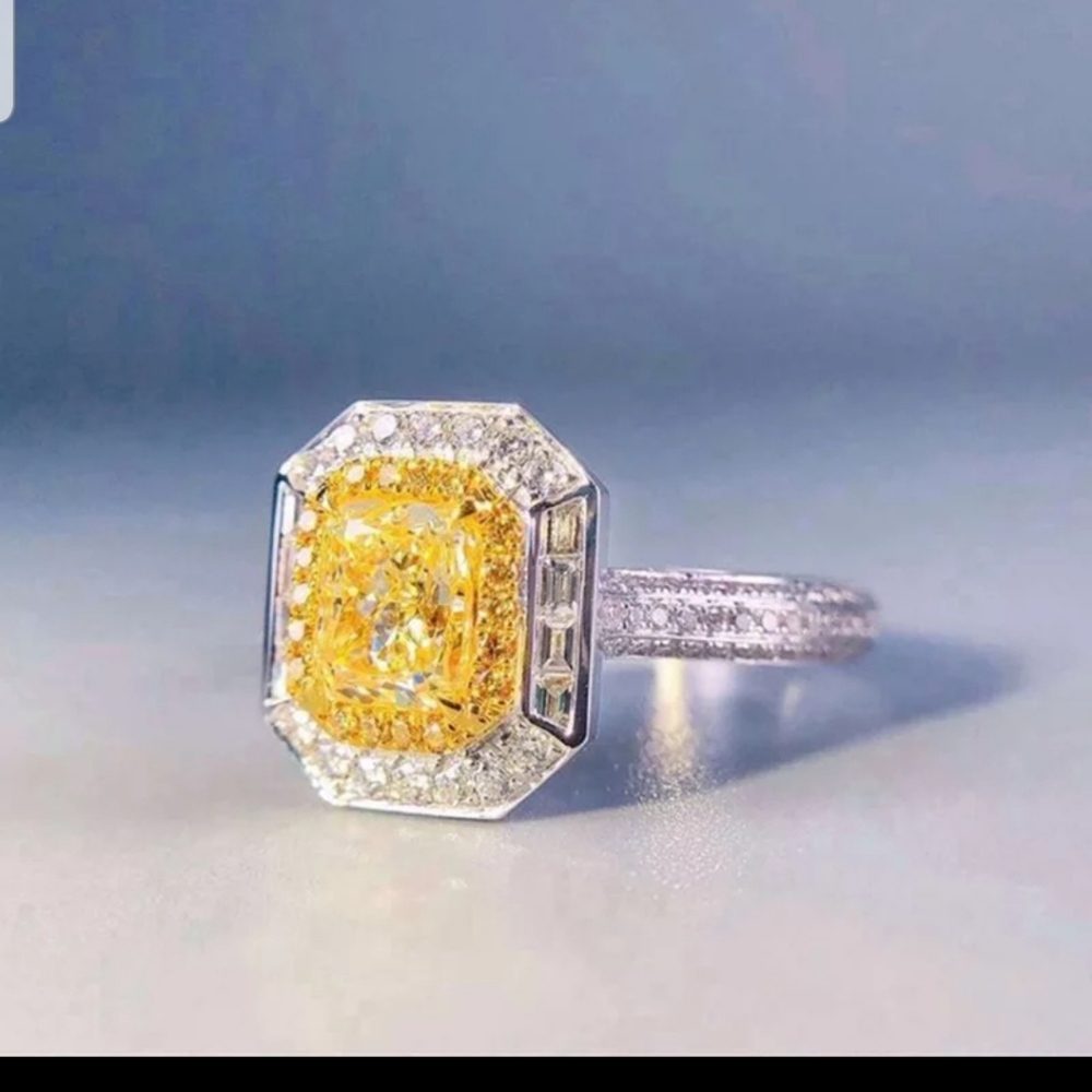 10Ct Cushion YellowSolitaire sterling silver - Picture 4 of 5
